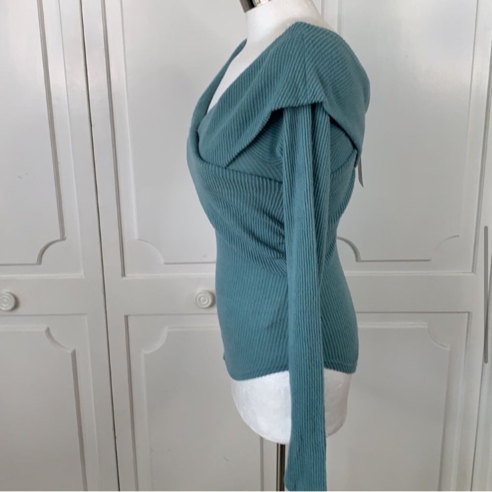 FREE PEOPLE Turquoise Off The Shoulder Cross Over Long Sleeve Ribbed Knit Sz XS - Picture 3 of 5